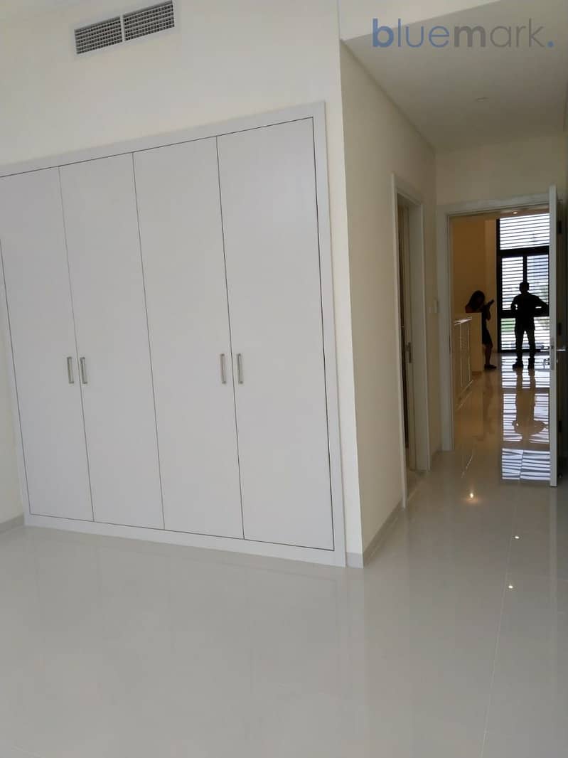 (TH-L) Single Row | Excellent 3 Beds Villa (Semi-Detached) for Sale - Image 9