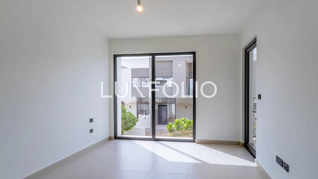 Upgraded Unit | Ready Now | Prime Location - Image 18