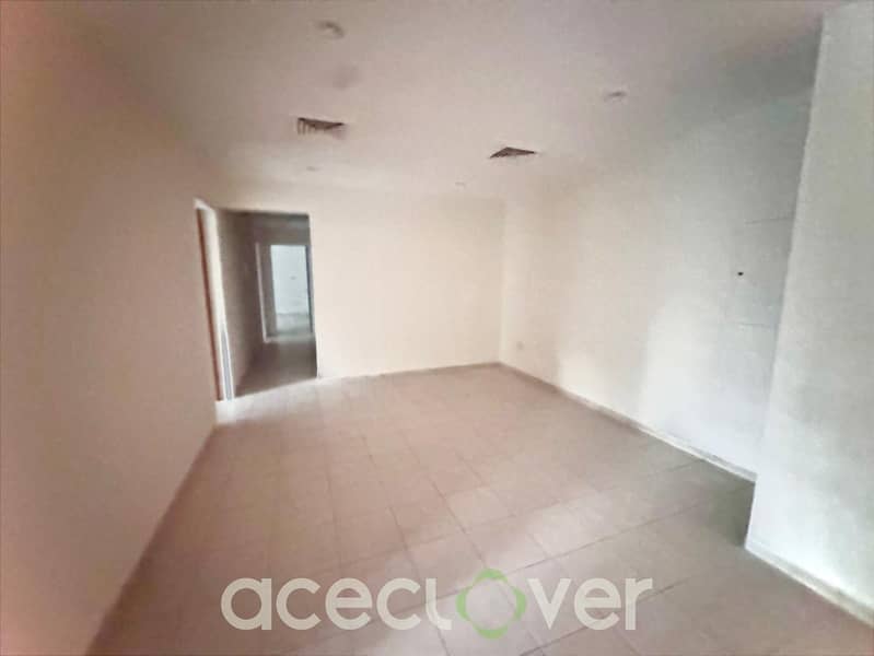 3 BHK with Laundry with Courtyard /Vacant