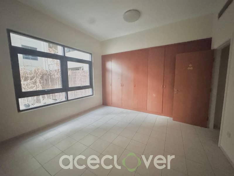 3 BHK with Laundry with Courtyard /Vacant - Image 14