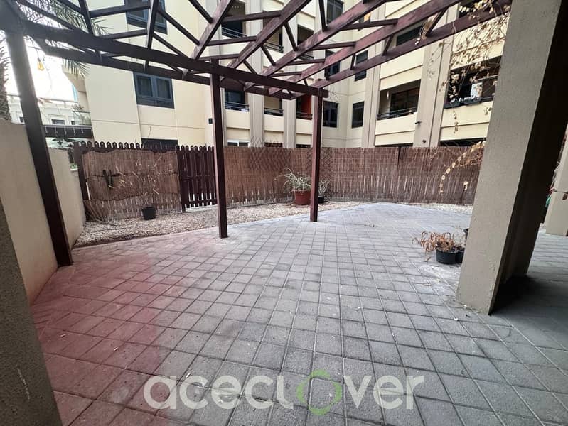 3 BHK with Laundry with Courtyard /Vacant - Image 17