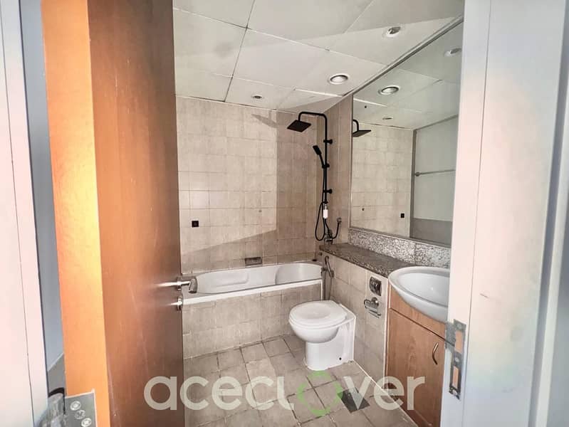 3 BHK with Laundry with Courtyard /Vacant - Image 20