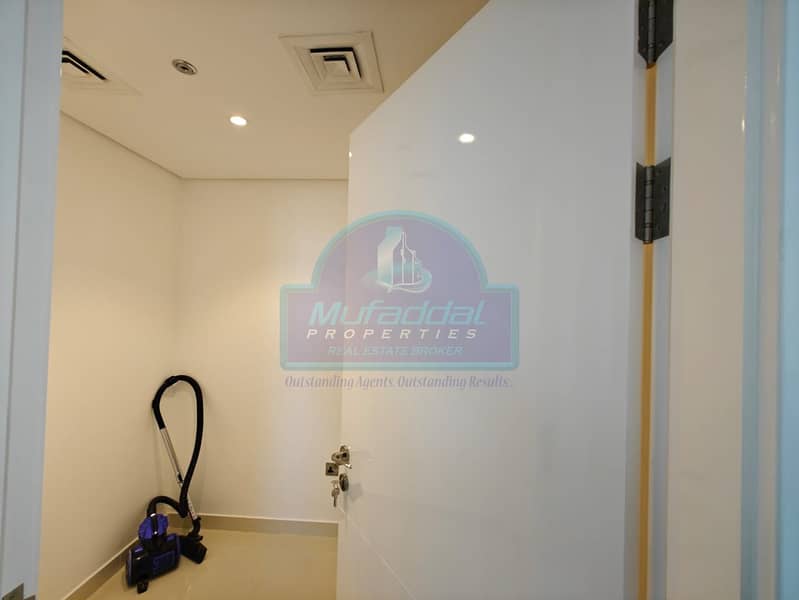 Spacious Two Bedroom | Maids Room | Canal View - Image 15