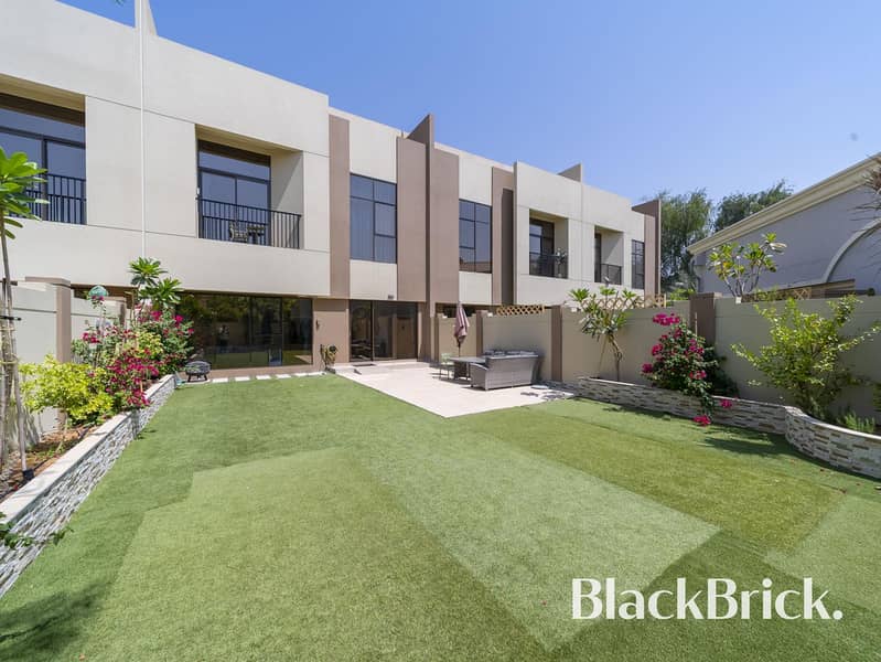 Beautifully extended villa with largest garden