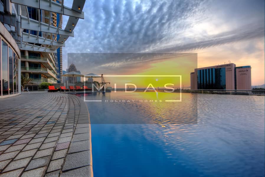 Spacious I Beach Access I Sea View I Near Tram - Image 13