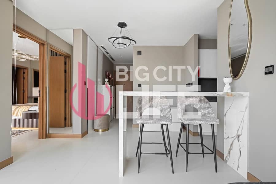 Amazing Water and Yacht Club View ll Fully Furnished & Ready to Move In