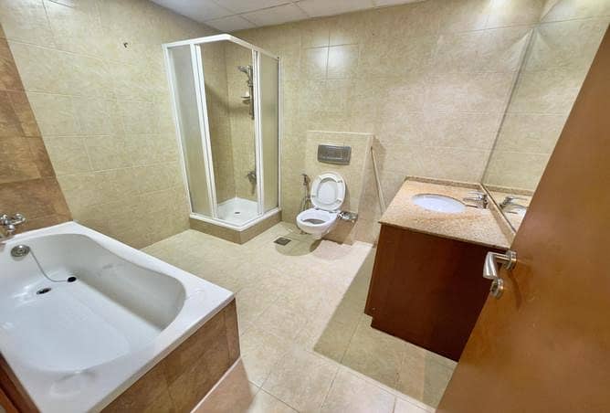 Full Glass Windows! Perfect Quality! Chiller Free! - Image 8