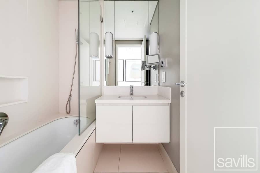 Burj Khalifa View | Furnished | Available - Image 11