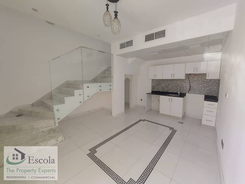 Corner - Duplex 1BR Townhouse - Vacant Now