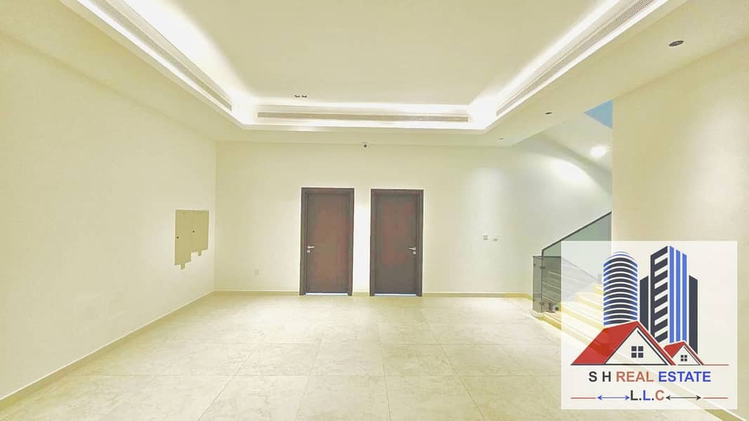 Brand New 6 Master Bedrooms Villa With Miads Room / Near To mosaq / Proper Road /Only 350k