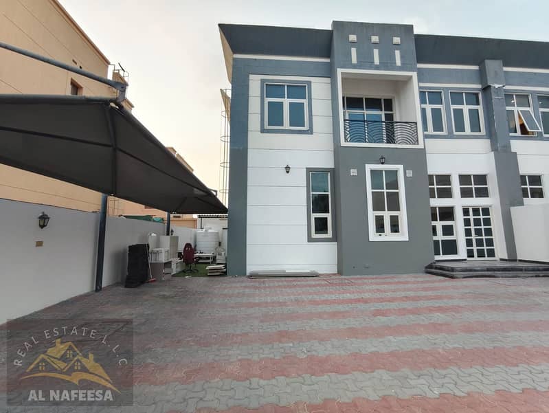 Semi independent 4 bedroom villa for rent in mirdif