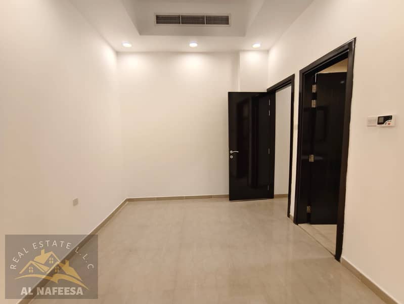 Semi independent 4 bedroom villa for rent in mirdif - Image 10