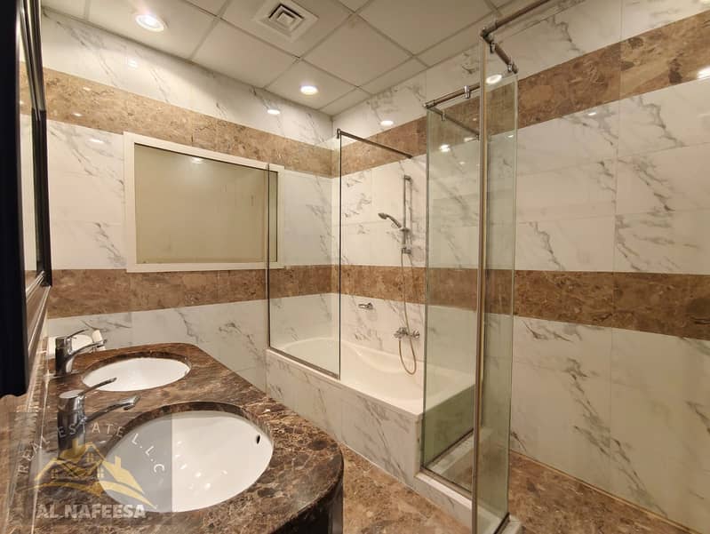 Semi independent 4 bedroom villa for rent in mirdif - Image 16