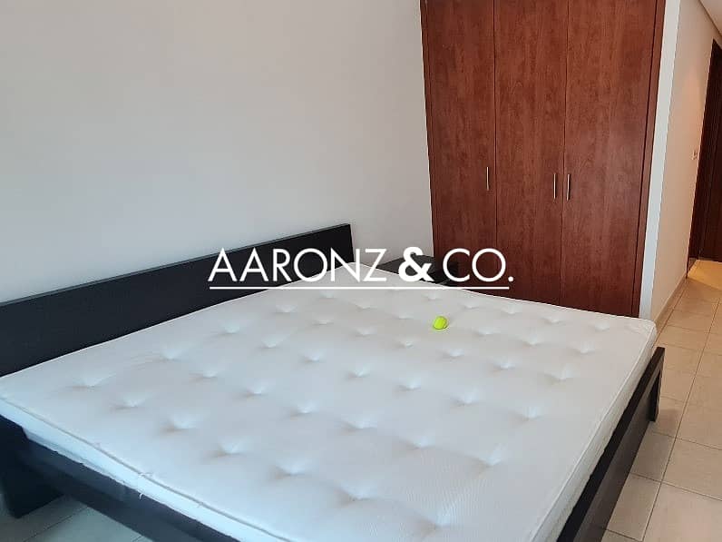 Fully Furnished | Lake View | Well-maintained - Image 8