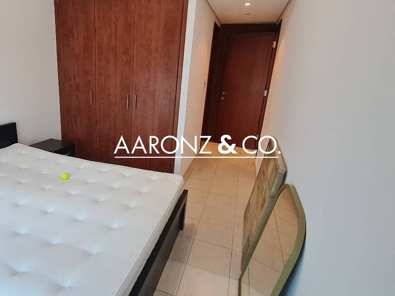 Fully Furnished | Lake View | Well-maintained - Image 9