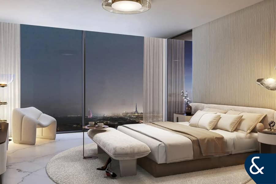 Sea View | 4 Bedrooms | Top Location - Image 7