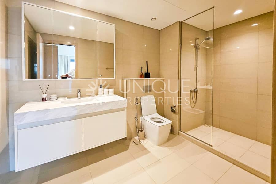 Burj Khalifa View | Fully Furnished | Vacant - Image 19