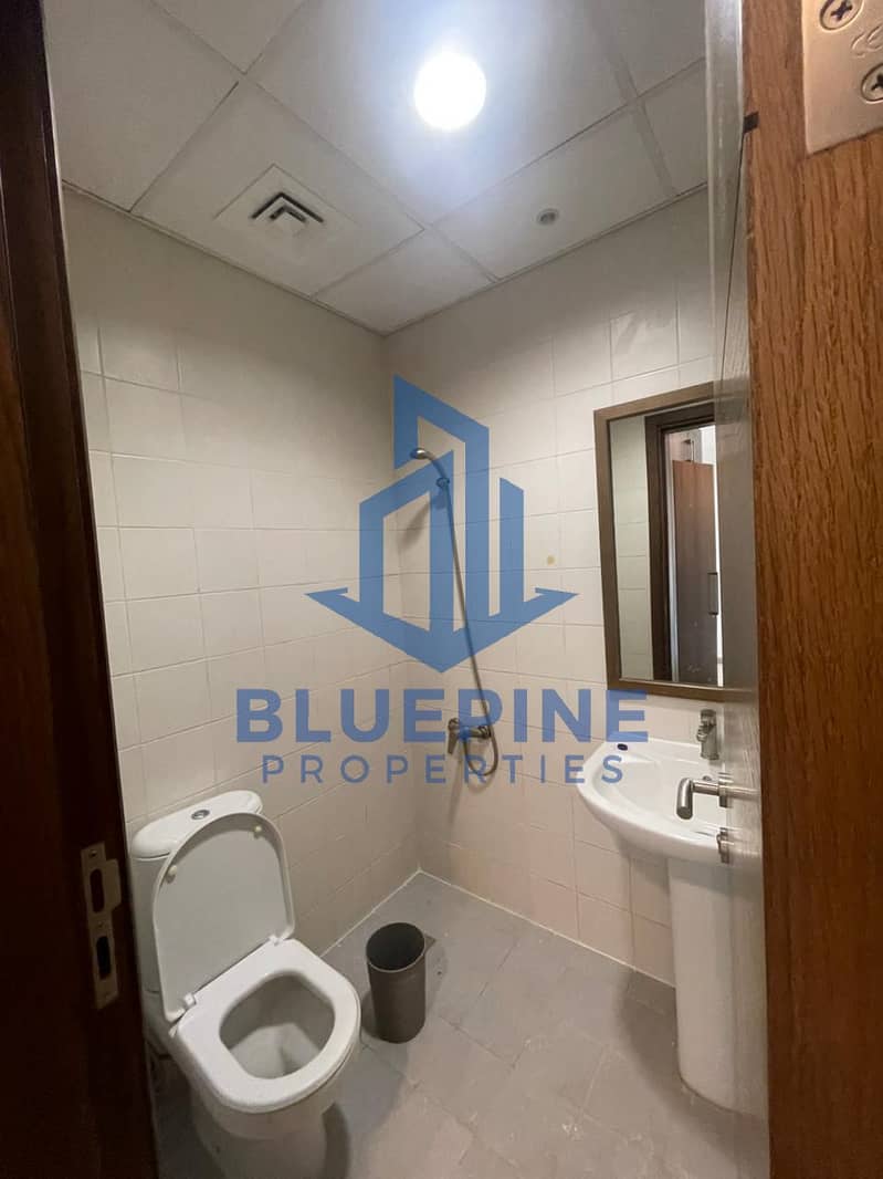 Luxury 3BHK+ Maid Room | Full Burj Khalifa View from Every Room | JAM Tower - Image 10