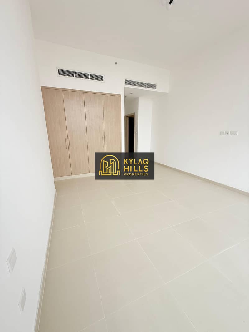 Luxury Big Size 3BHK | Brand New | Maid Room + Balcony - Image 8