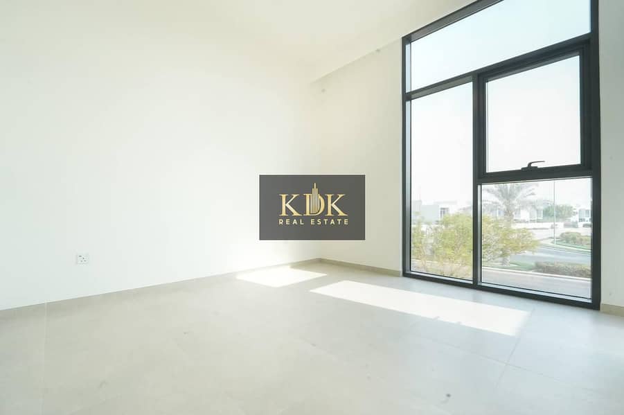 Ready to move | Brand new | maid room - Image 15