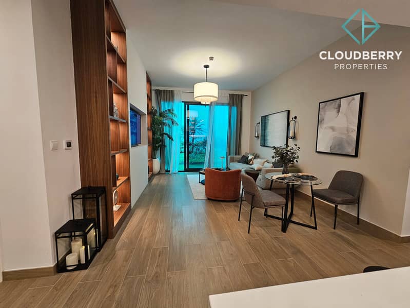 Community Life | Corner Unit | Investor Deal