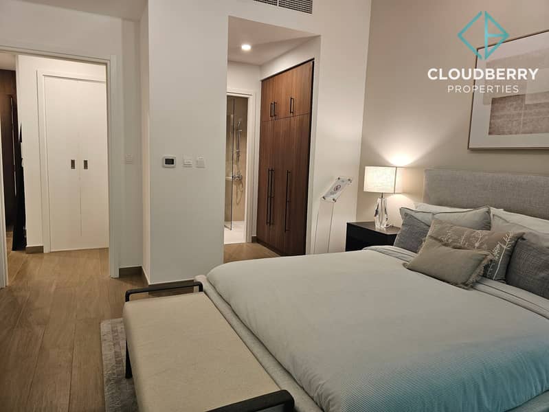 Community Life | Corner Unit | Investor Deal