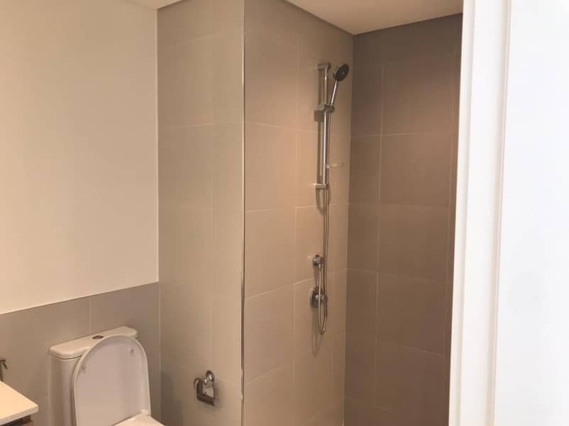 3 BEDS+MAID | BRAND NEW | DIRECT TO POOL - Image 9