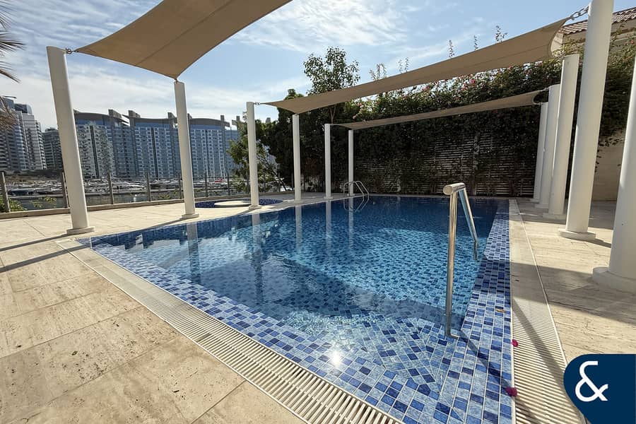 Upgraded | Extended | 6 Bedroom Beach Villa - Image 8