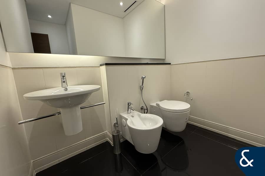 Upgraded | Extended | 6 Bedroom Beach Villa - Image 14