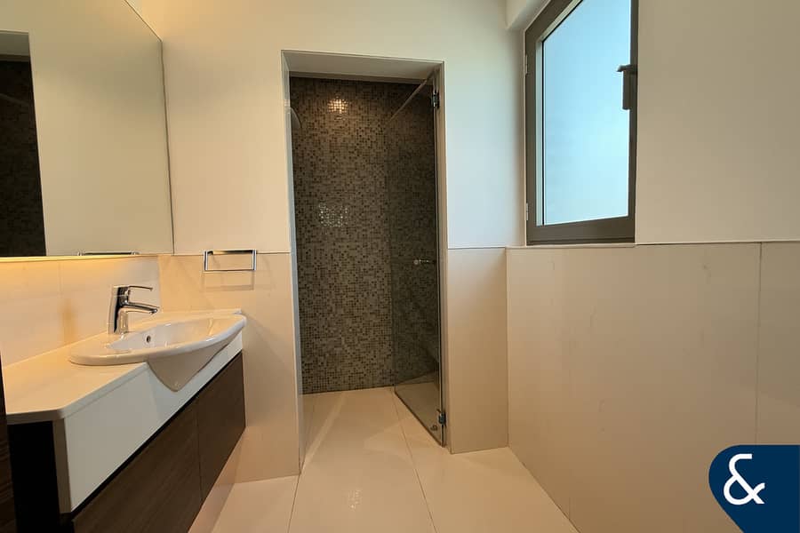 Upgraded | Extended | 6 Bedroom Beach Villa - Image 20