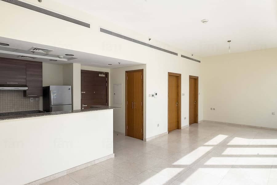 Great Courtyard View | Large Studio