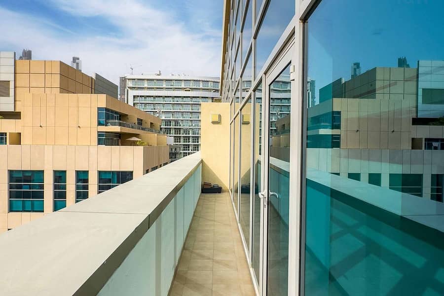 Great Courtyard View | Large Studio - Image 14