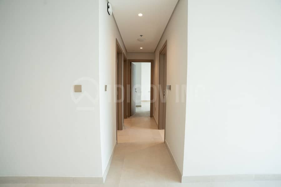 Spacious 2-Bedroom Apartment | High Floor | Closed Kitchen - Image 7