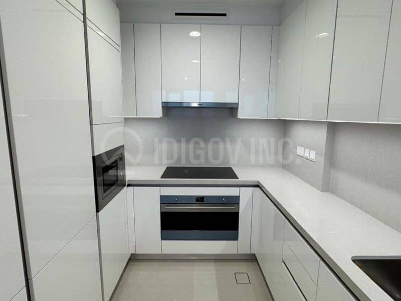 Spacious | With Balcony | Ready to Move - Image 8