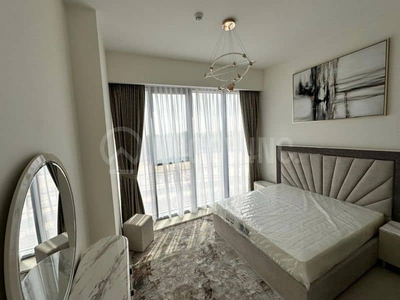 Spacious | With Balcony | Ready to Move - Image 12