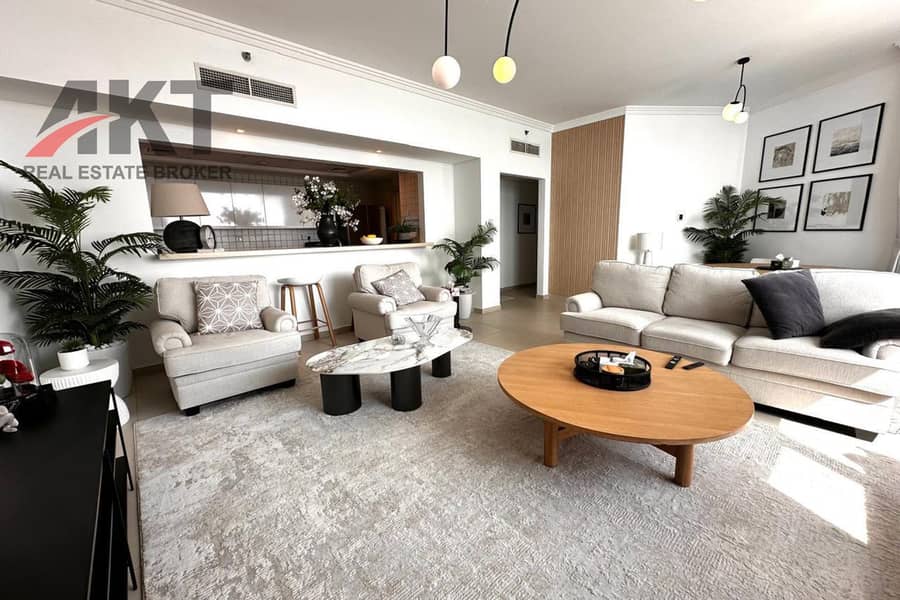 Exclusive Private Beach Living | Corner | Vacant - Image 10