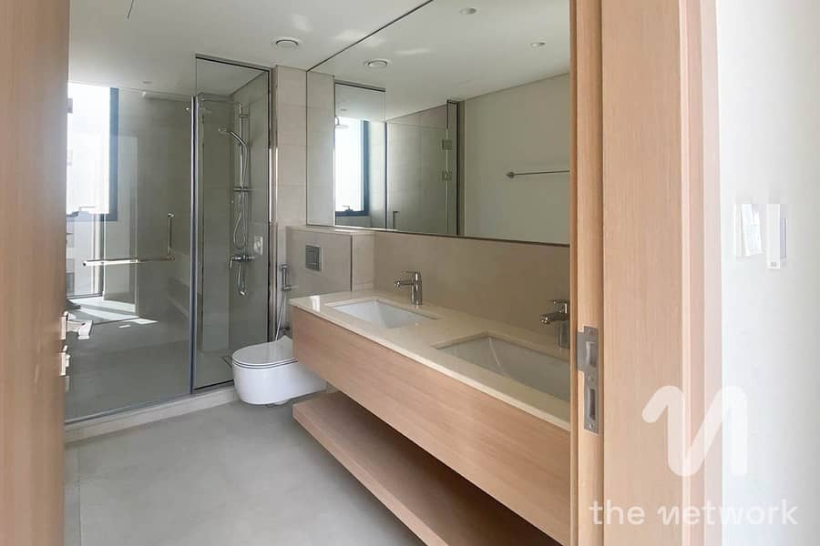 Corner 3BR Villa | Brand New | Spacious - Image 9