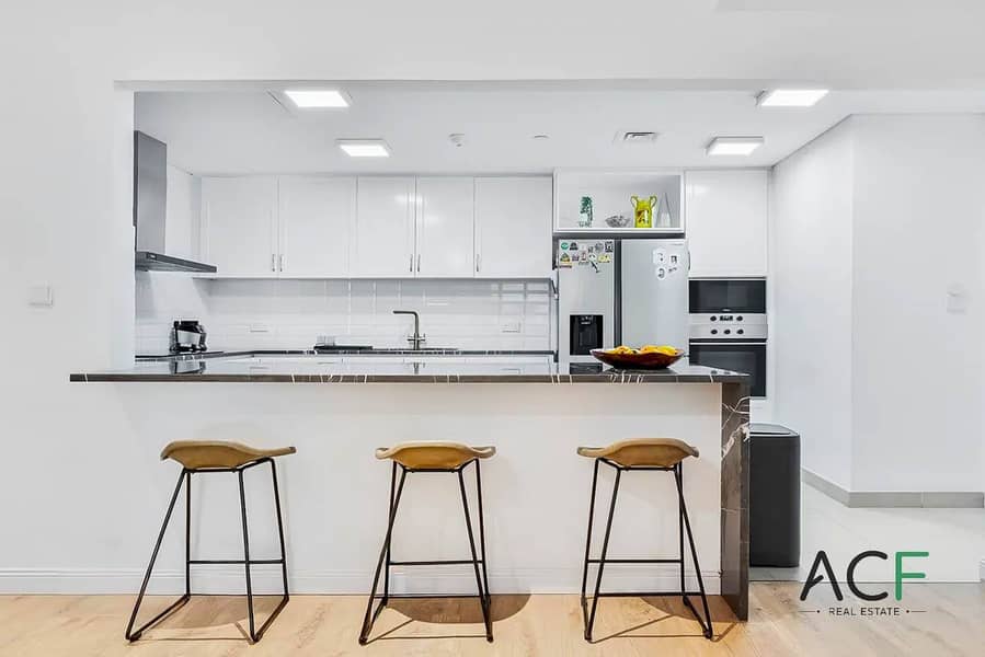 Luxurious | Spacious Layout | Prime Location - Image 7