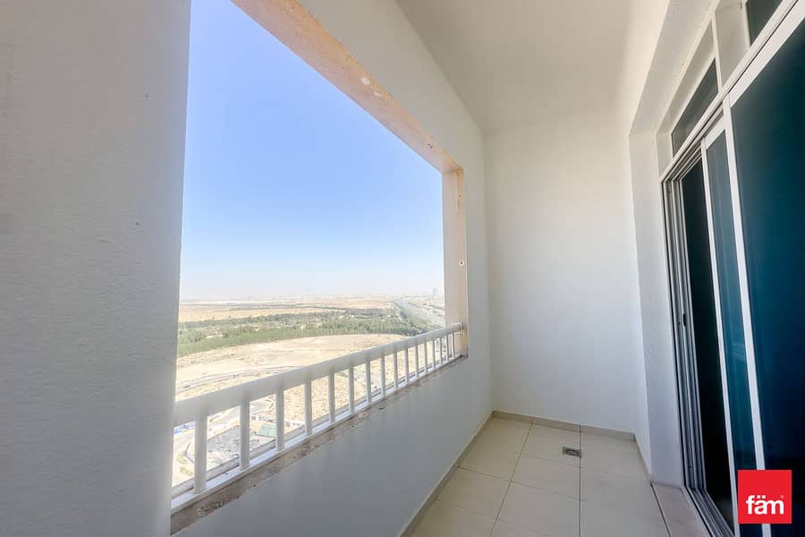 Vacant And Ready /Motivated Owner - Image 13