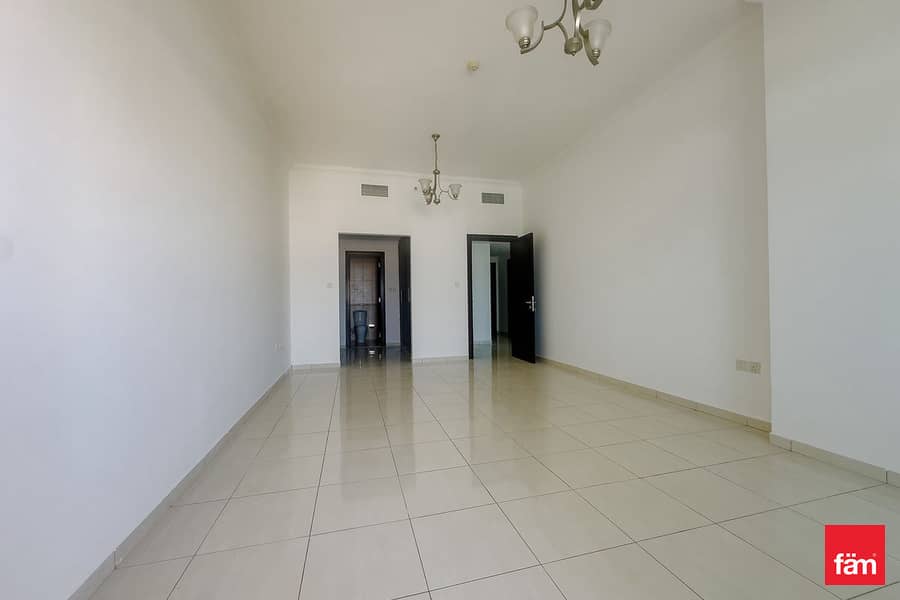 Vacant And Ready /Motivated Owner - Image 15