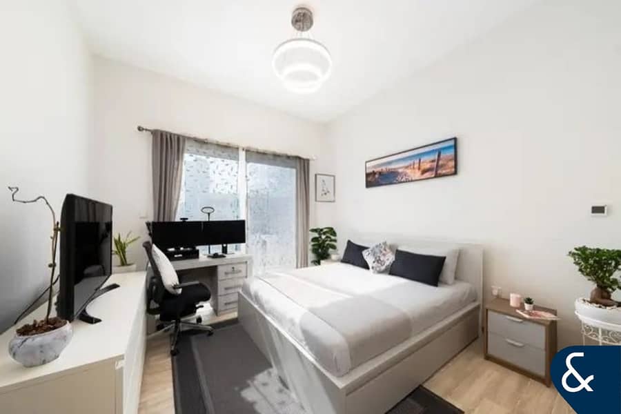 Vacant On Transfer | Pool View | Furnished