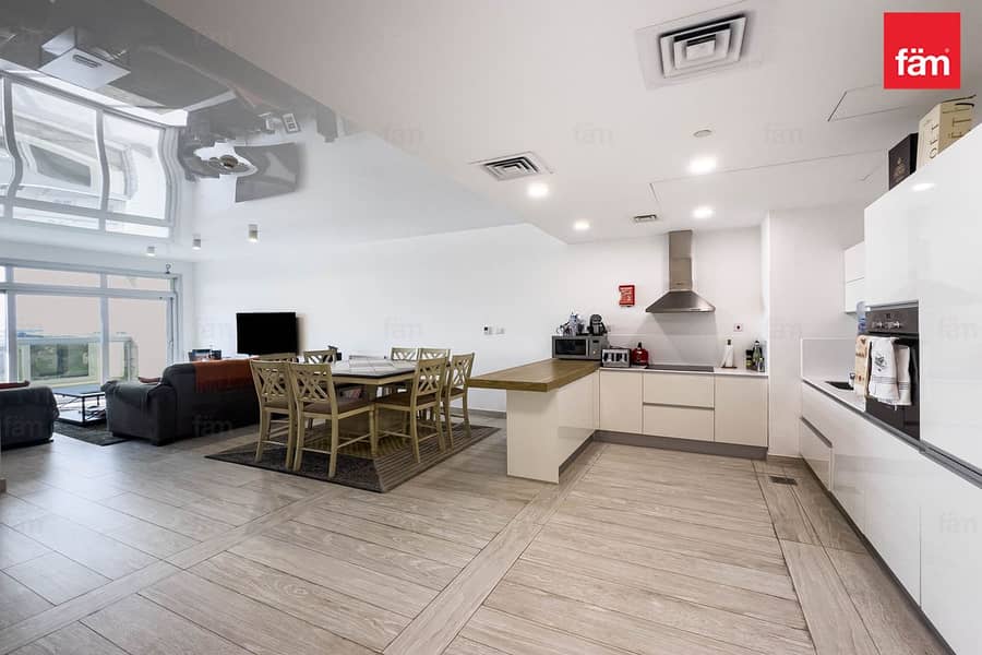 Spacious /Close To Kent College (Rugby School)