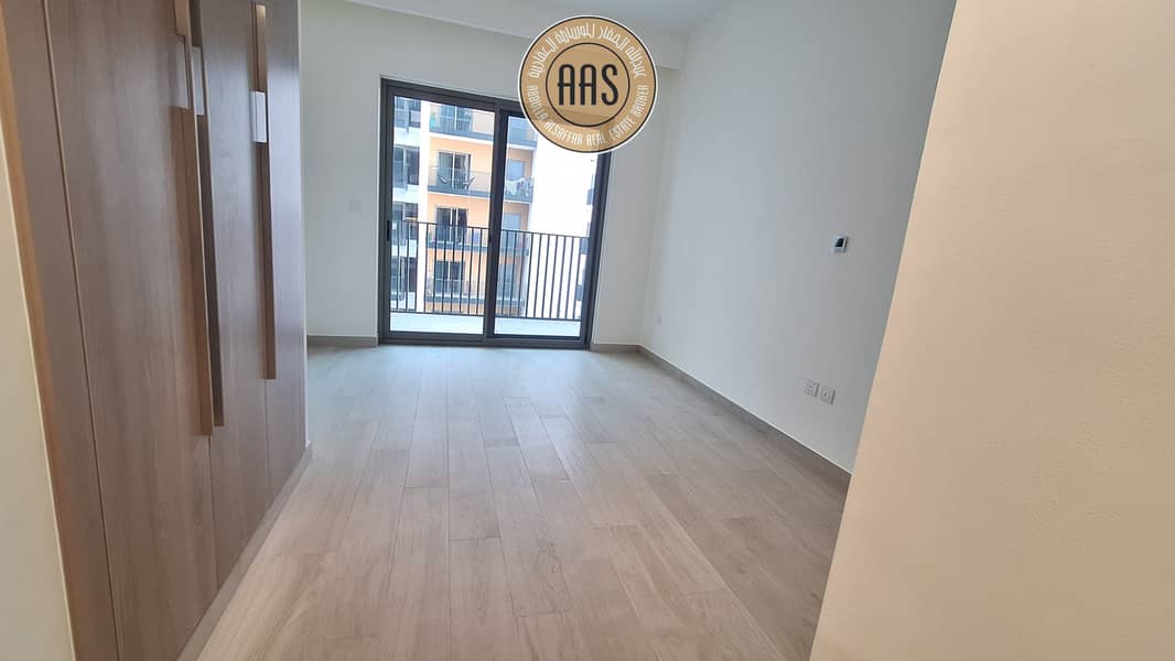 Brand New Luxurious Studio Flat With Chiller Free - Image 10