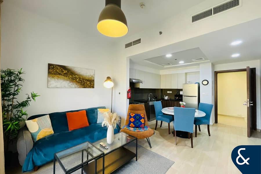 VACANT | Furnished | 1 Bedroom | Great Views