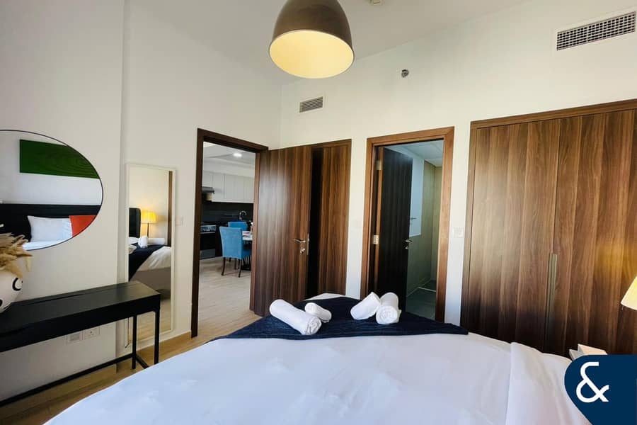 VACANT | Furnished | 1 Bedroom | Great Views