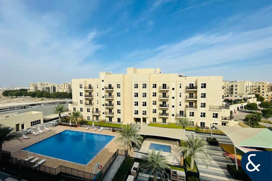 VACANT | Furnished | 1 Bedroom | Great Views - Image 11