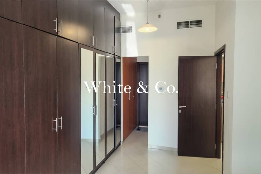 Lake View Facing | Vastu | Vacant Soon