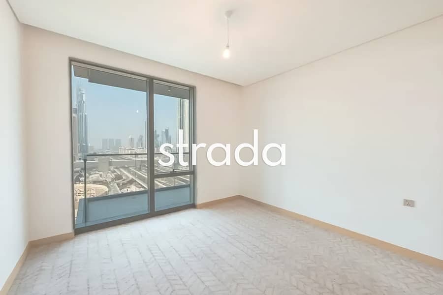 Direct Mall Access | Burj Khalifa View | Vacant - Image 6