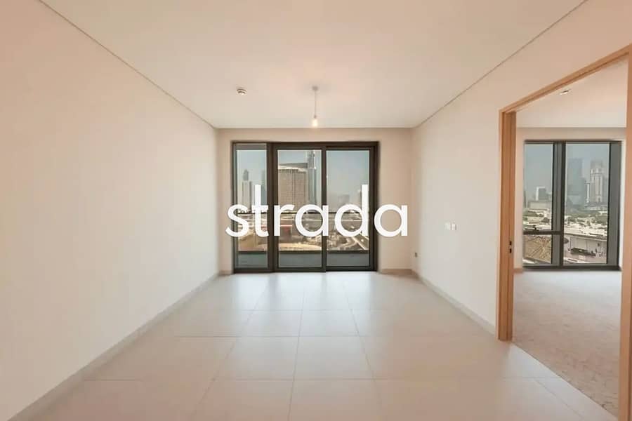 Direct Mall Access | Burj Khalifa View | Vacant - Image 16