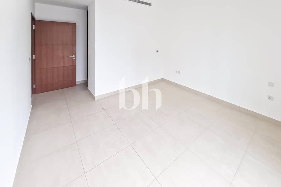 Chiller Free | Large Balcony | Corner Unit